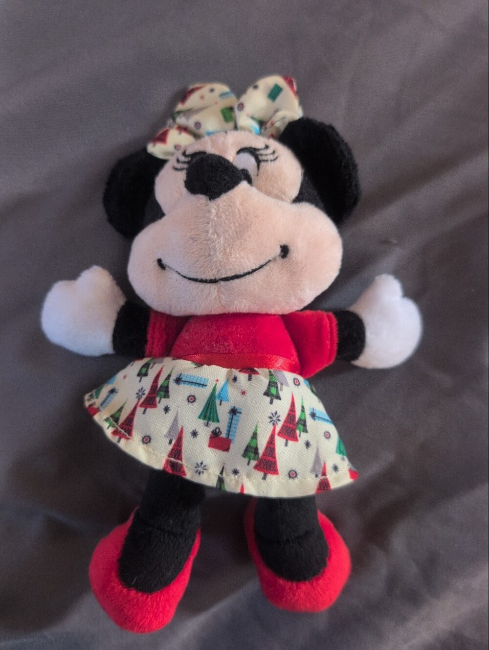 Disney Baby Minnie Mouse Crinkle Plush